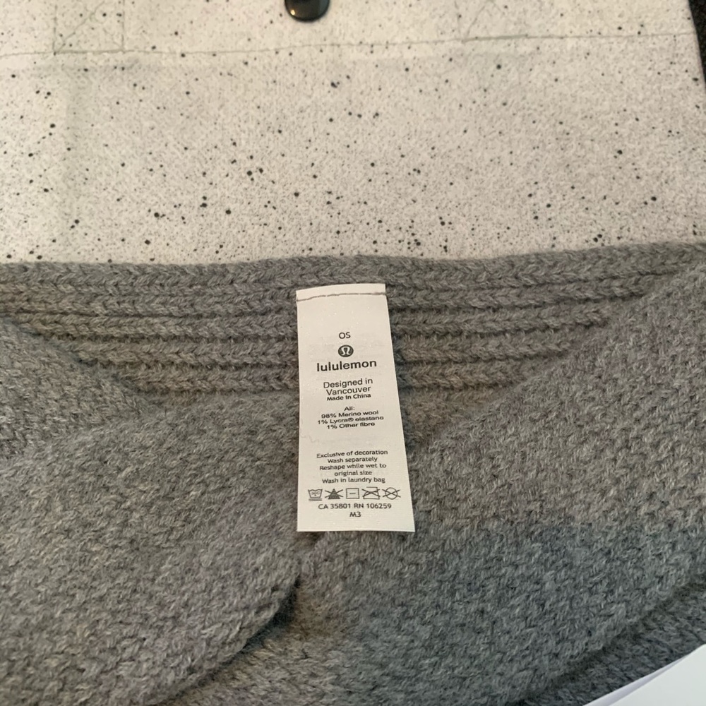 New Lululemon twisted ear warmer heather gray - Picture 4 of 8